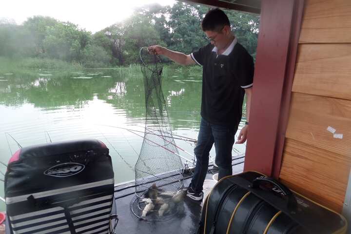fish_pay_01014239.jpg