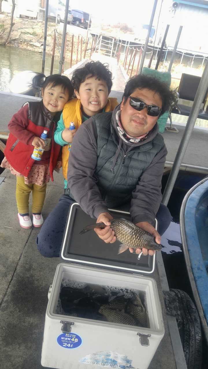 fish_pay_05535442.jpg