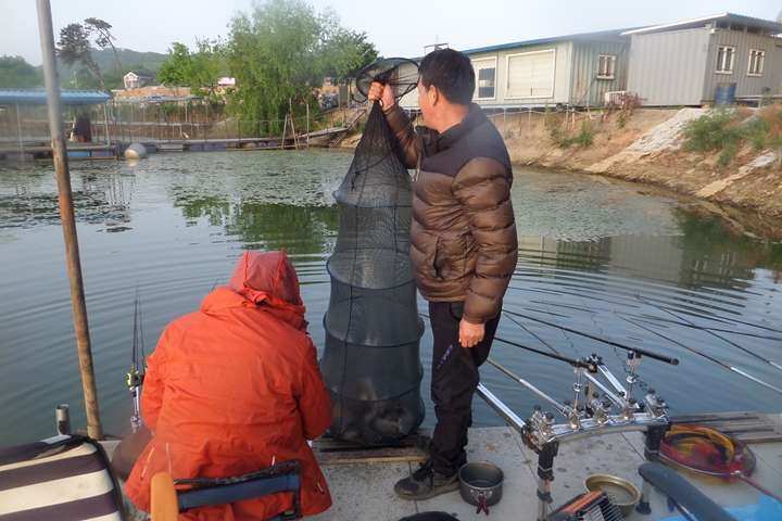 fish_pay_05590980.jpg
