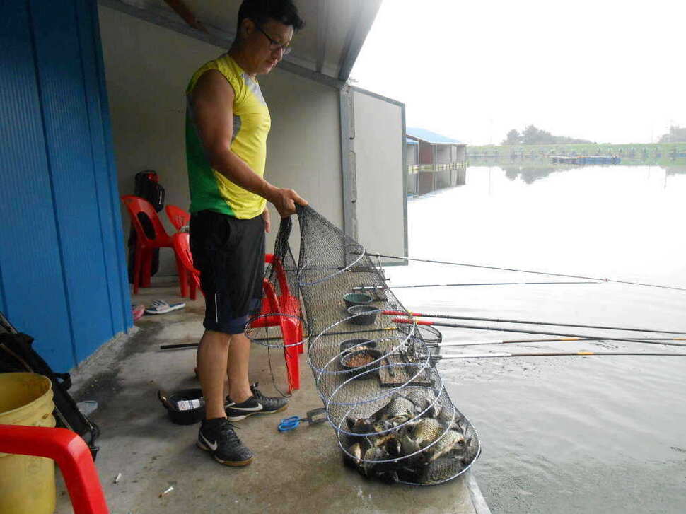 fish_pay_0856116.jpg
