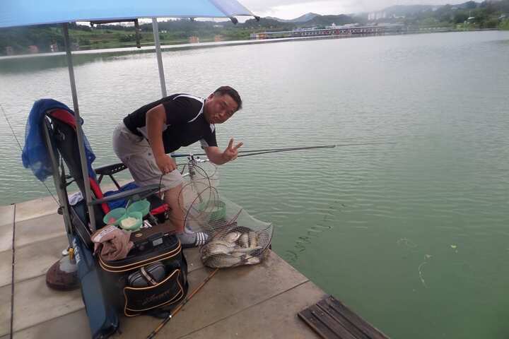 fish_pay_12020234.jpg