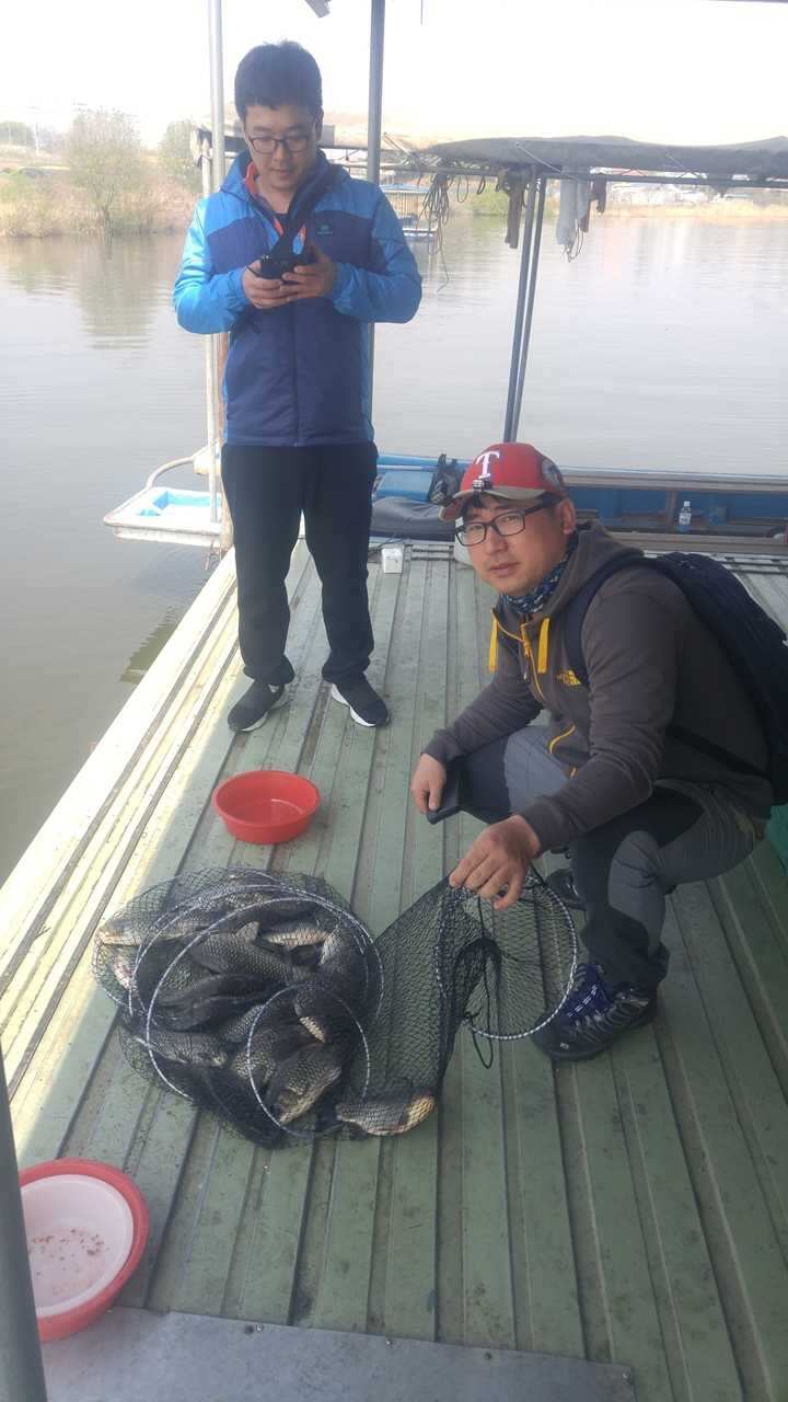fish_pay_12315620.jpg