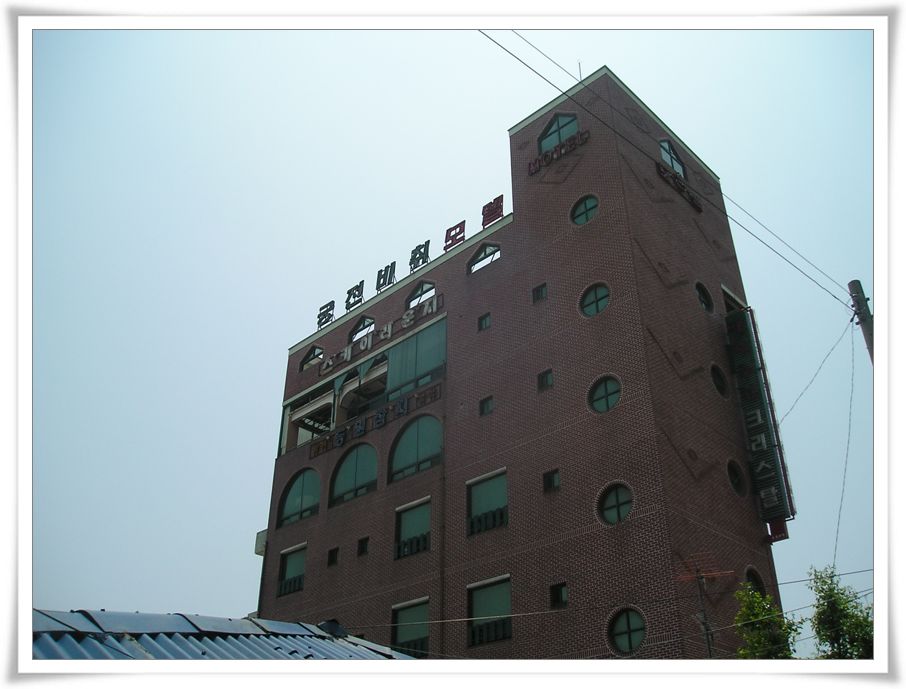 11-007.jpg
